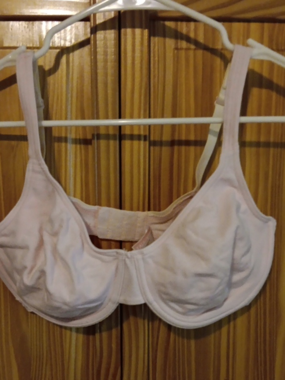Victoria's Secret Light Blush Underwire Bra